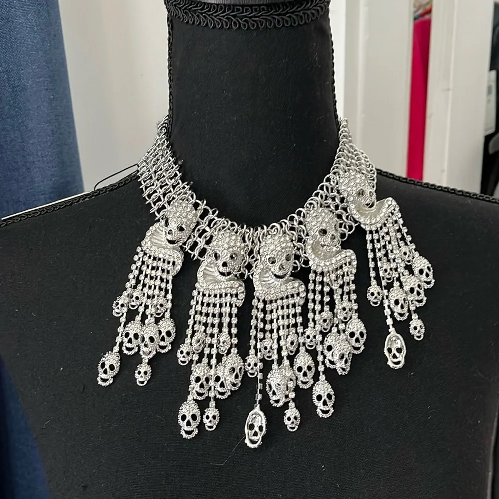 Eye candy Los Angeles, skeleton, rhinestone, necklace, new tags eye candy - Picture 1 of 7